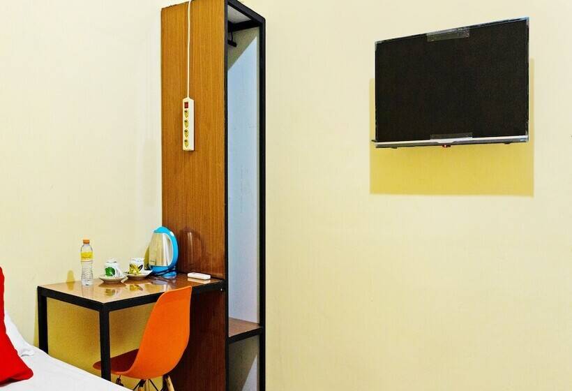 호텔 Spot On 91402 Home 59 Tegal Danas