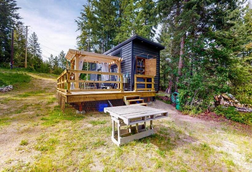 Отель The Crows Nest