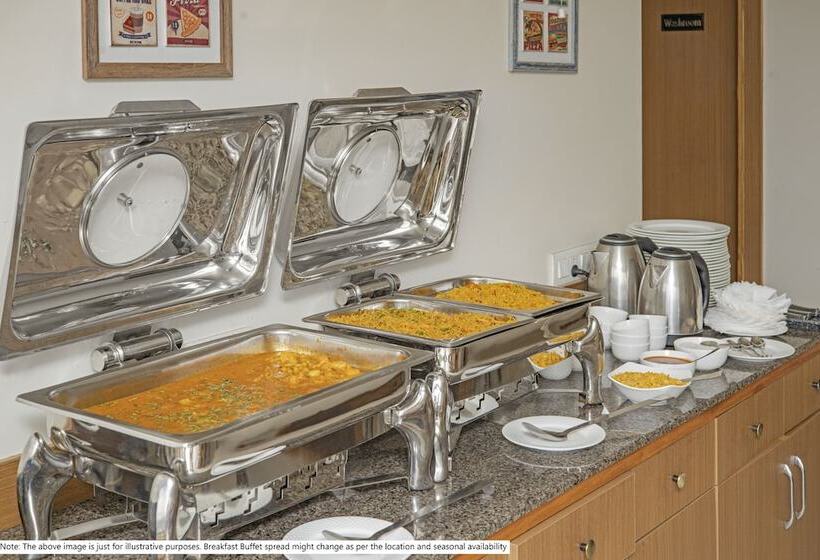 Hotel Treebo Calista, Patel Nagar
