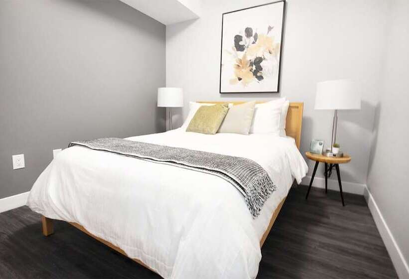 Modern 3br Unit On Jessie Ave With Insuite Laundry