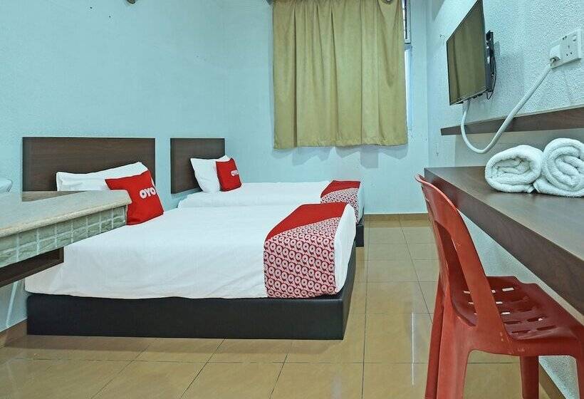 Oyo 90559 Ummul Motel C Mart