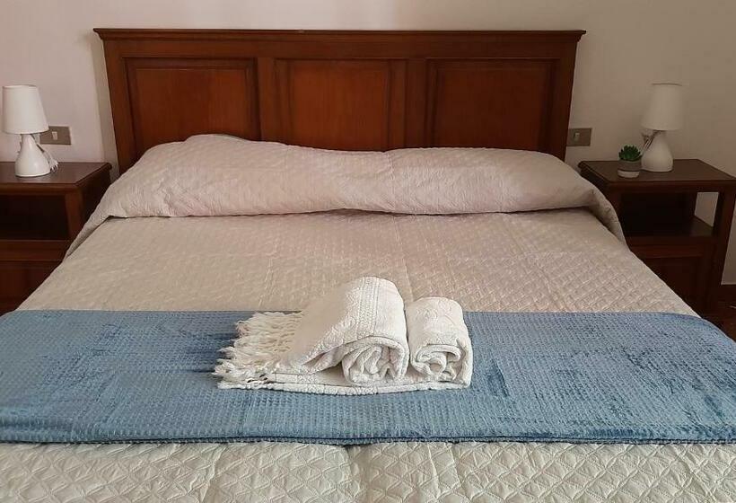 ペンション Casa Piera