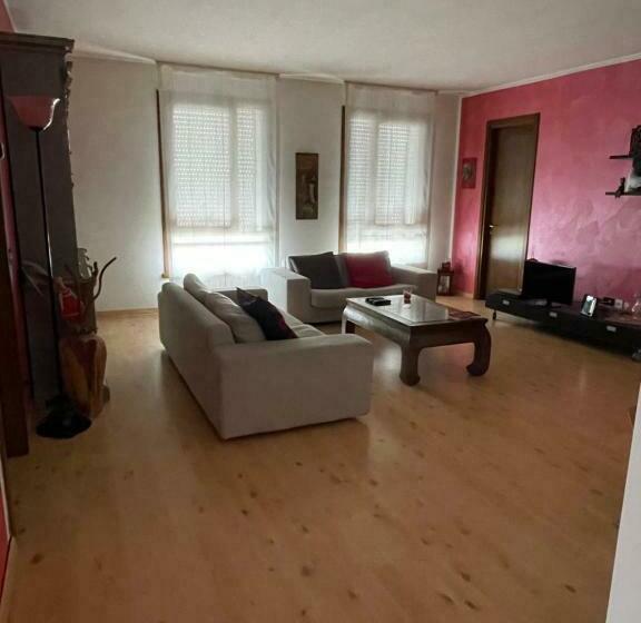 פנסיון Charlotte Room