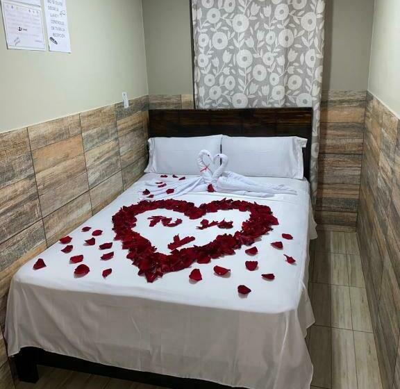 ペンション Hostal Balta