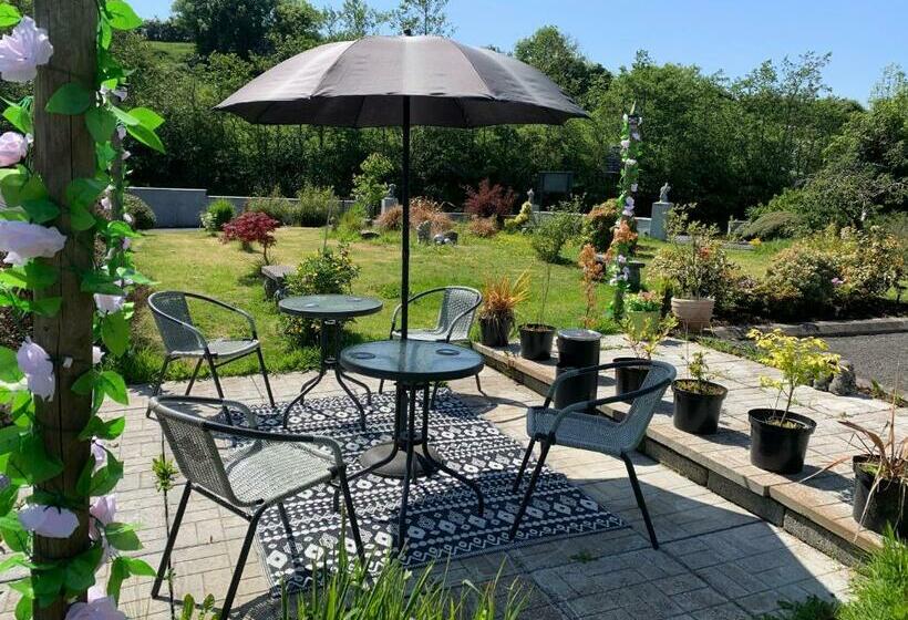 Пансион Roadside House