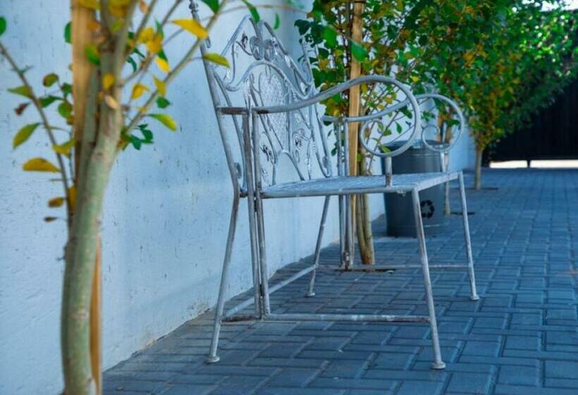 פנסיון Wilson Guest House