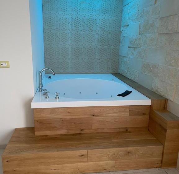 تختخواب و صبحانه Bluotranto