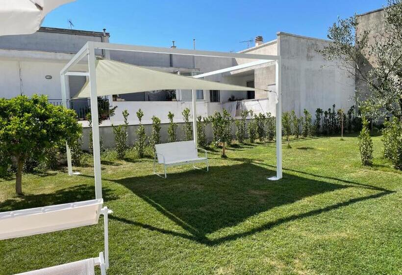 تختخواب و صبحانه Bluotranto