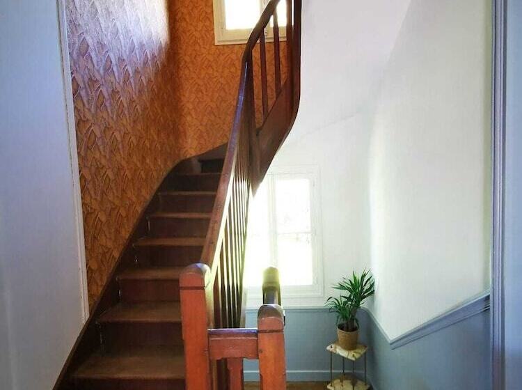 ベッドアンドブレックファースト La Villegiature