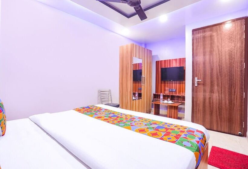 Fabhotel The Palacio