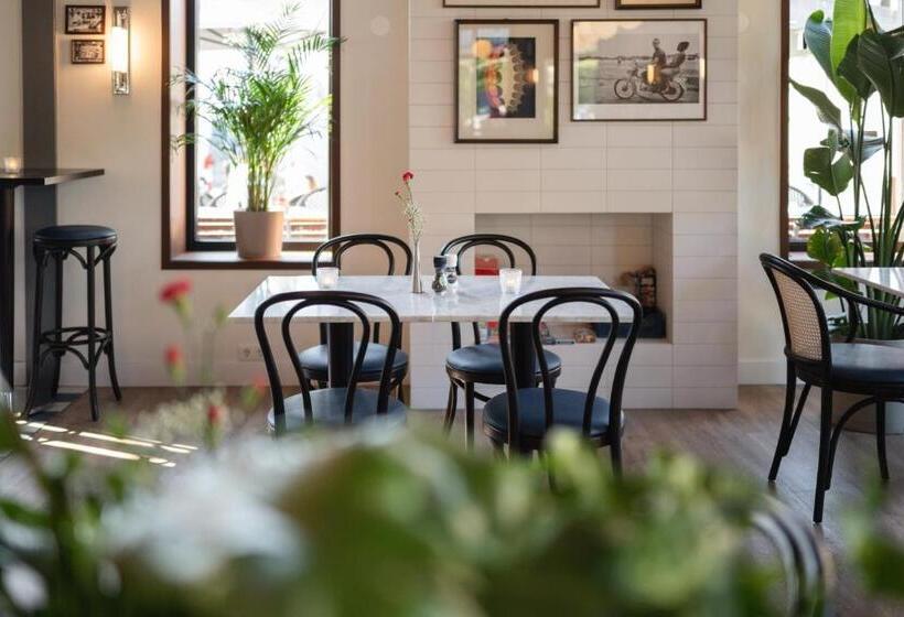 Hotel Café Koophandel