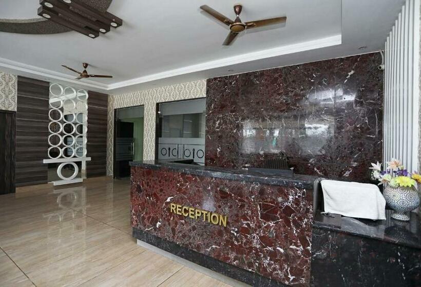 酒店 Clarks Inn Express Bharatpur