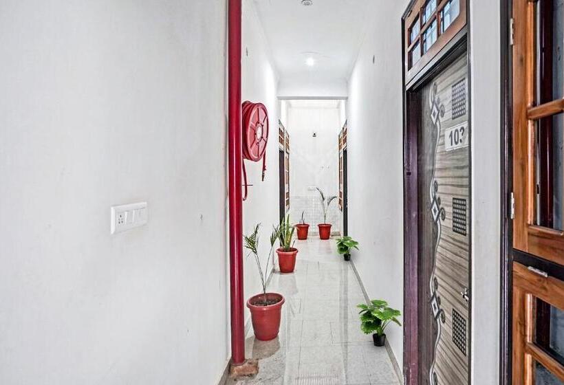 ホテル Flagship Visitor Guest House