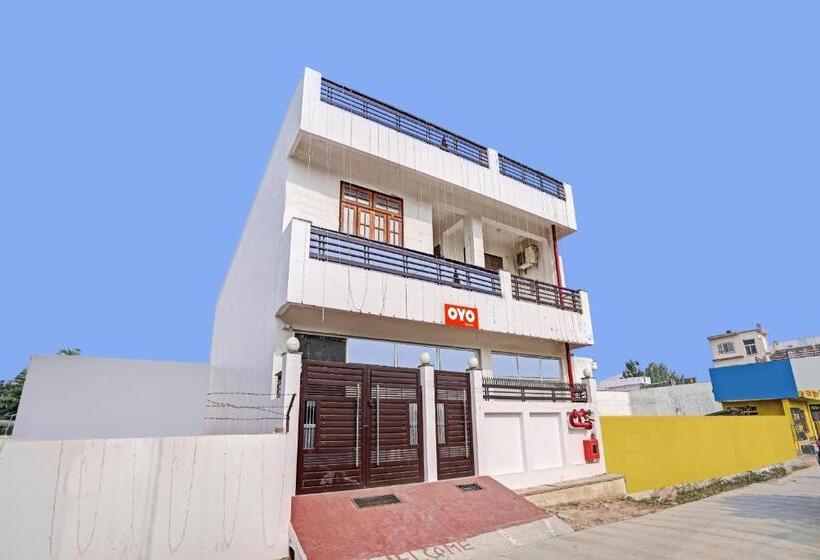 ホテル Flagship Visitor Guest House