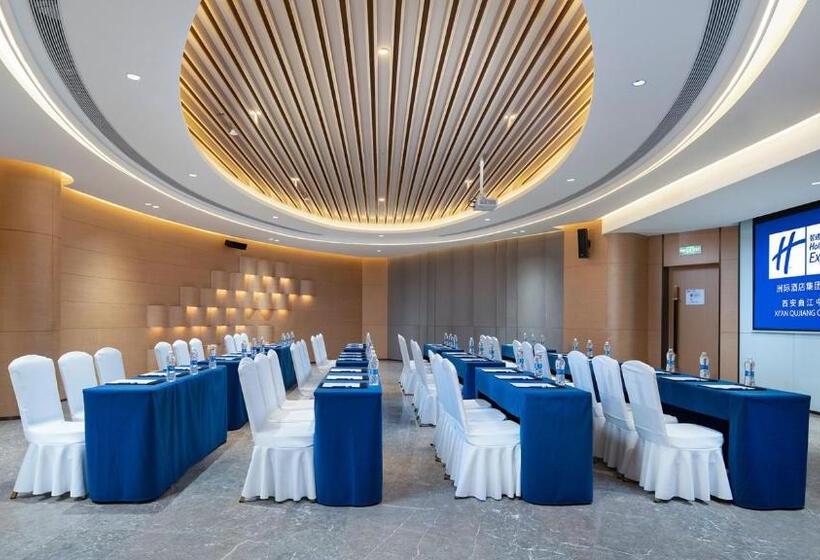 호텔 Holiday Inn Express Xi An Qujiang Center, An Ihg