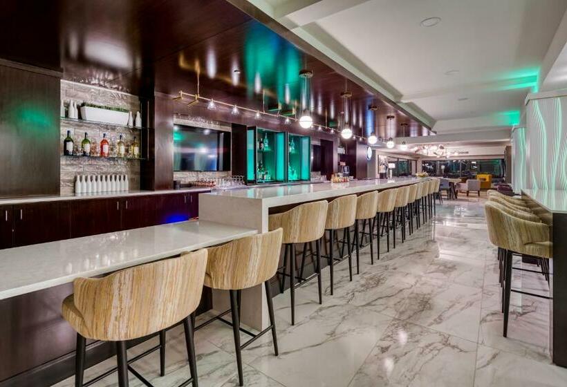 فندق Holiday Inn   Kansas City   Downtown, An Ihg