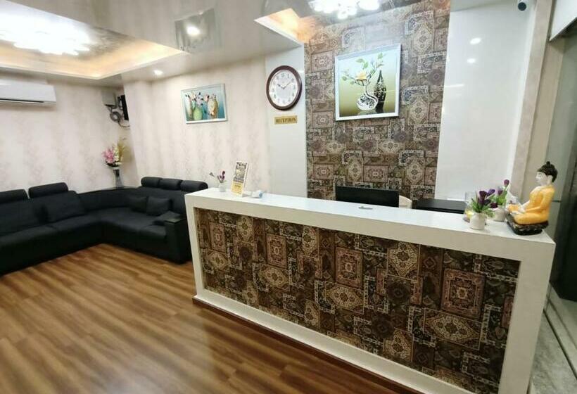 호텔 Nagas Inn By Unicorn