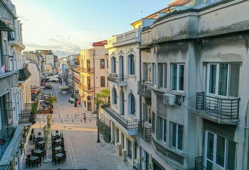 Отель Olympic Boutique