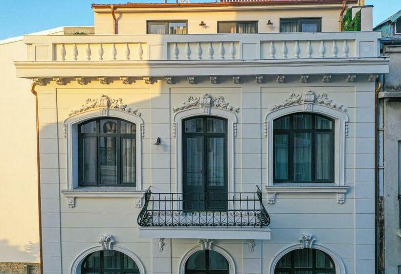 Отель Olympic Boutique