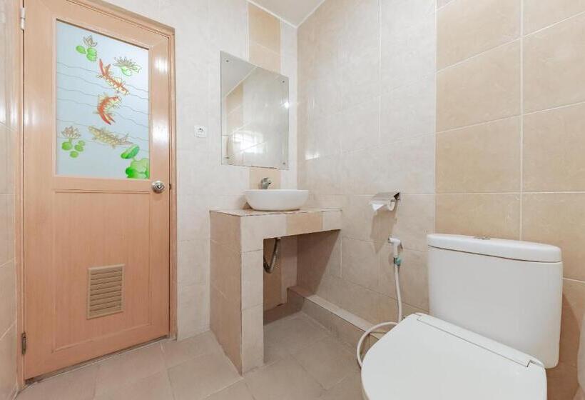 Urbanview Hotel Onyx Ketapang By Reddoorz