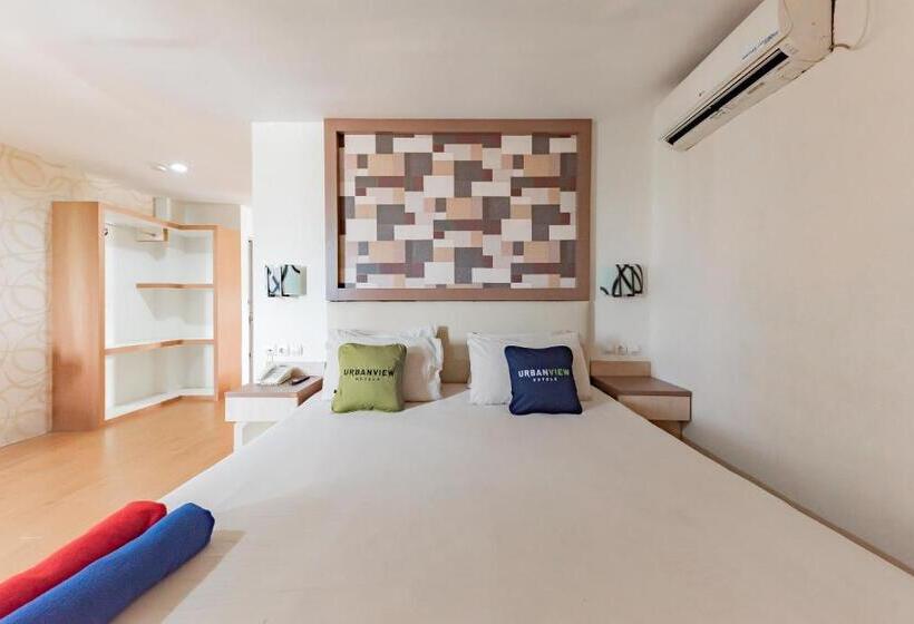 Urbanview Hotel Onyx Ketapang By Reddoorz
