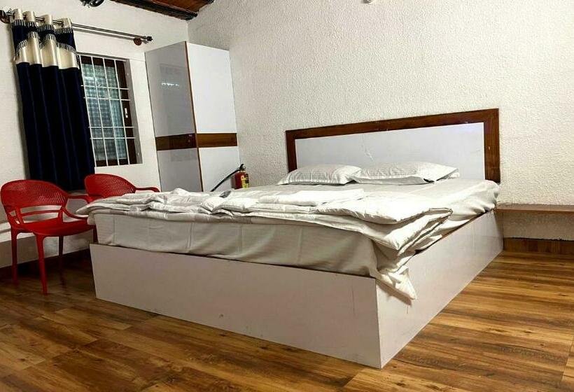 ホテル Oyo 86586 White Pearl Resort