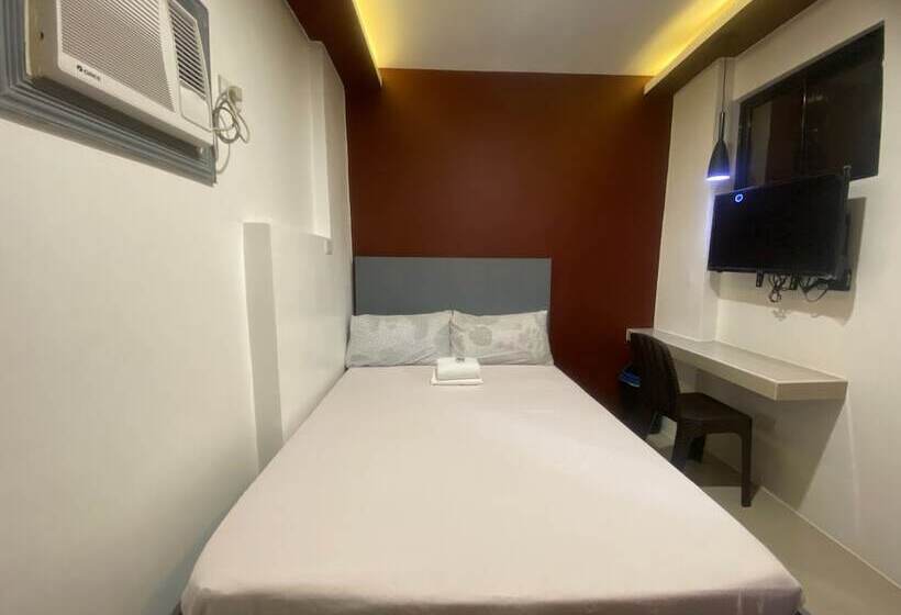 هتل Oyo 885 Gerlins Lodge Two