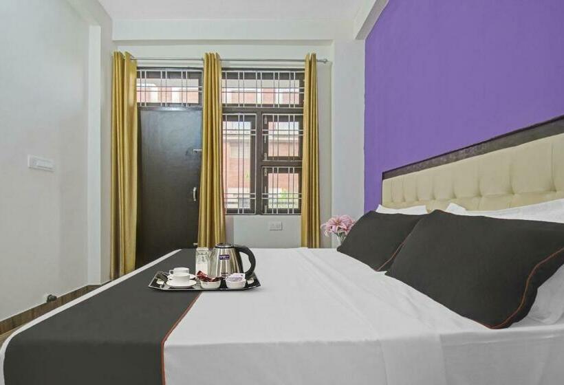 فندق Capital O  Apple Inn