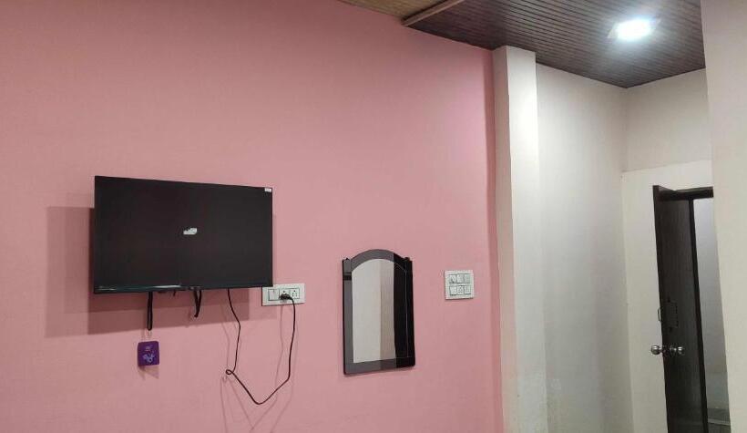 호텔 Oyo 89839  Mohani Inn And Banquet