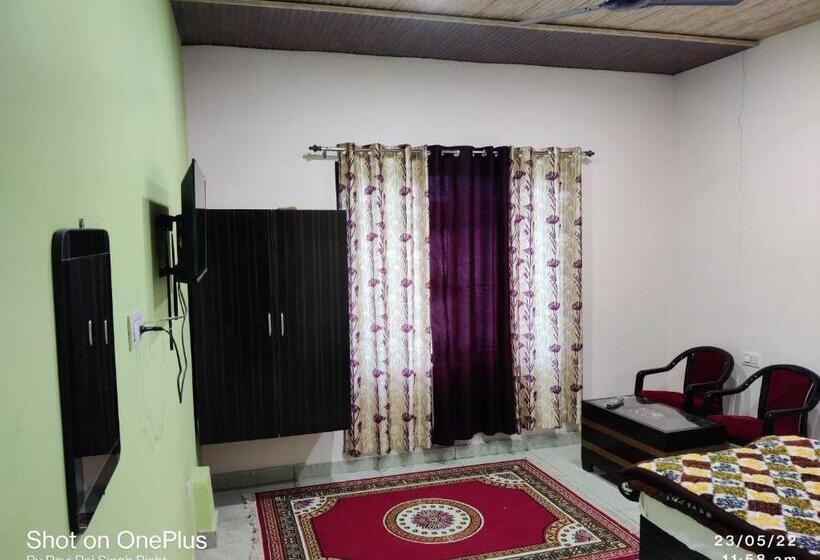 호텔 Oyo 89839  Mohani Inn And Banquet