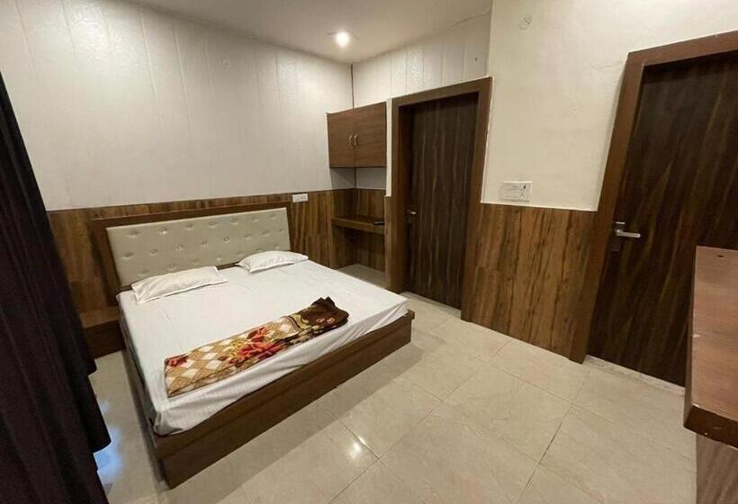 酒店 Oyo 90063 Bishnoi