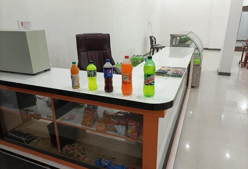 Hotel Pop A1 Varndavan