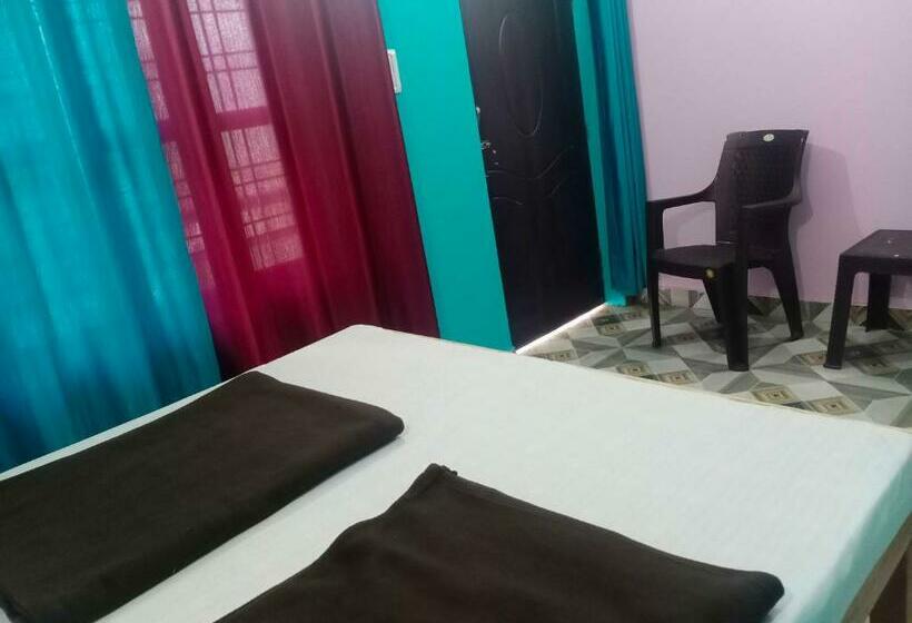 فندق Pop 89986 Namaste Chamoli  Restaurant