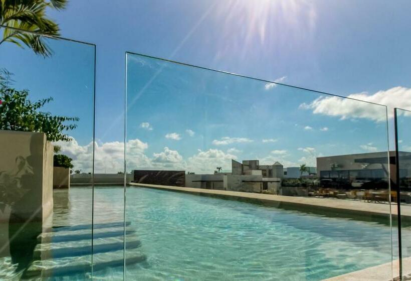 هتل Sea Breezes Studio At Syrena 409