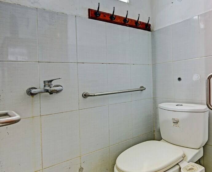 Otel Spot On 91372 Wisma Bulin