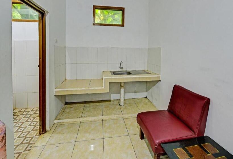 Otel Spot On 91372 Wisma Bulin