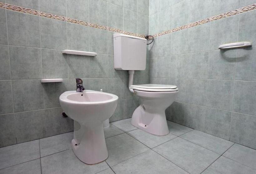 بنسيون Les Suites Corso Roma