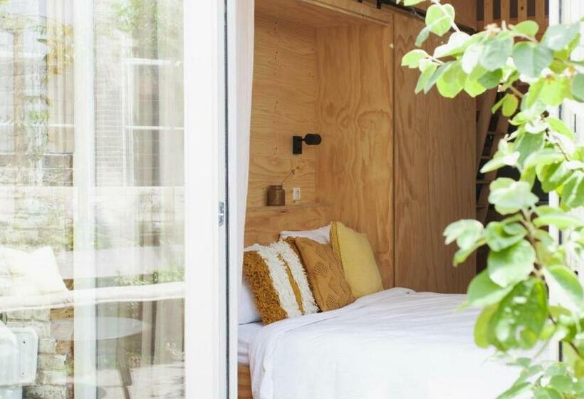 بنسيون Lovely And Charming Guesthouse Near City Center, Close To Rotterdam