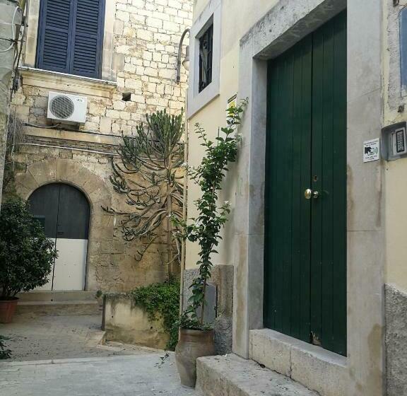 פנסיון Misar 36