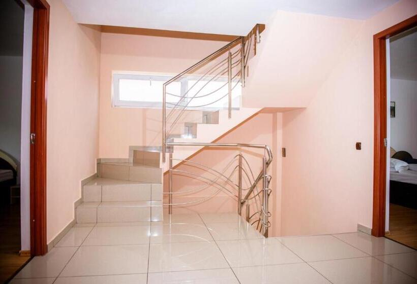 Пансион Popasul Drumețului Transfăgărășan