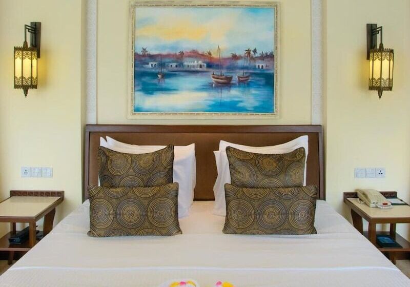 ペンション Sarova Whitesands Beach Resort And Spa With Amazing View