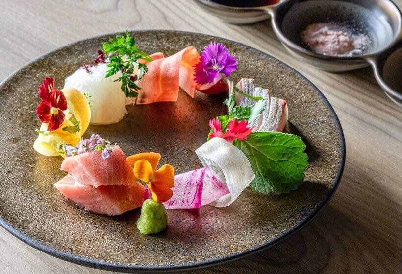 旅館 Urakusatsu Tou