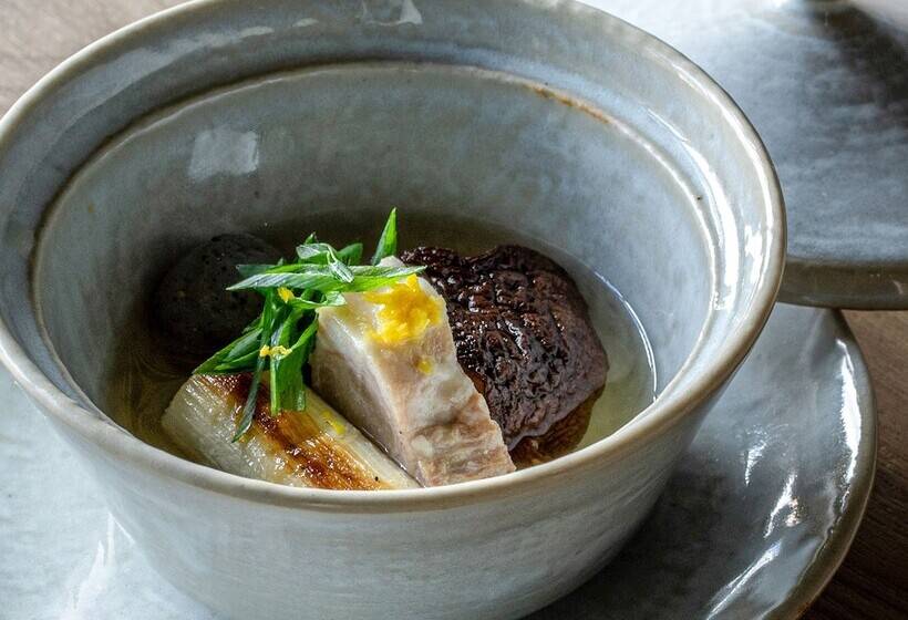 旅館 Urakusatsu Tou