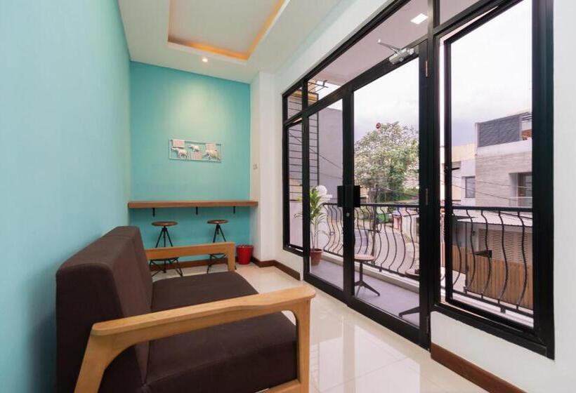 Sans Hotel Suryakencana Bogor