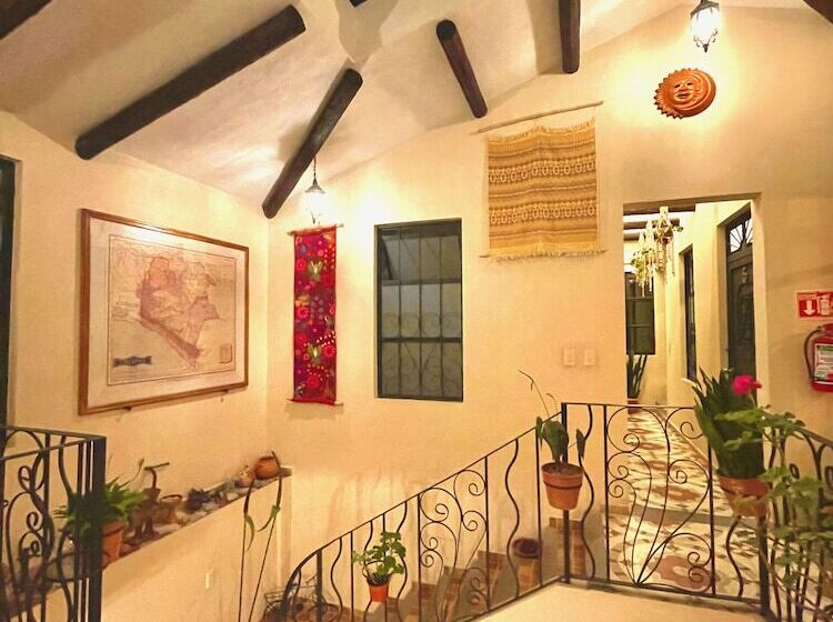 Общежитие Casa San Cristóbal