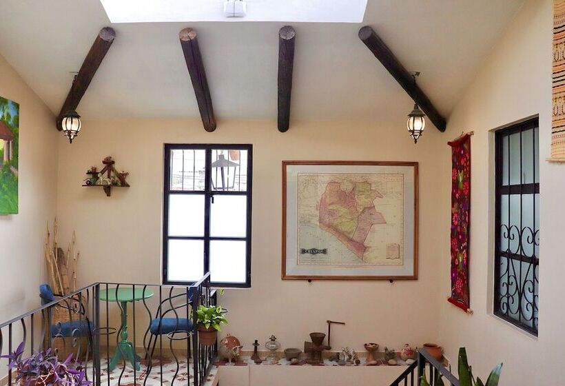 Общежитие Casa San Cristóbal