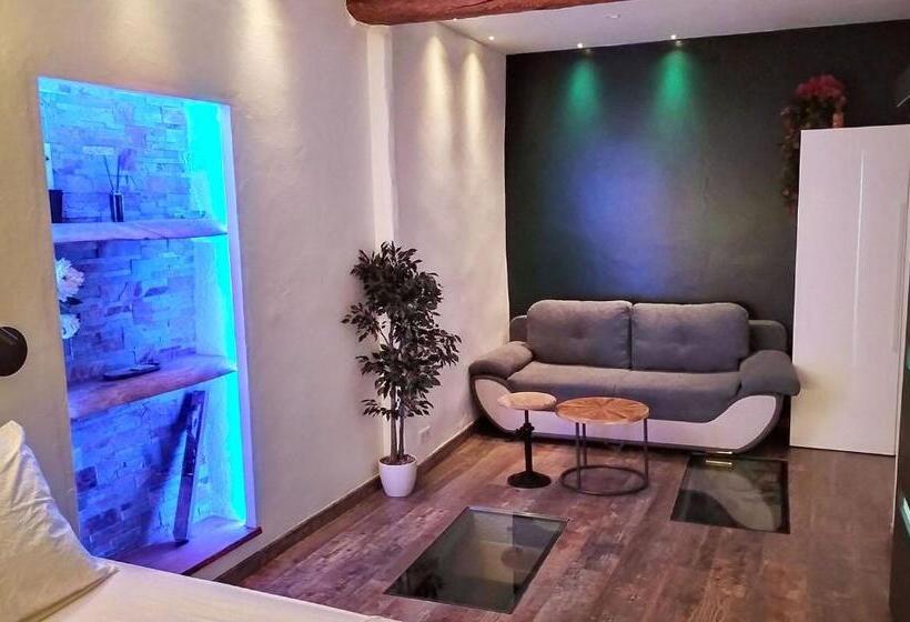 مبيت وإفطار L Essens