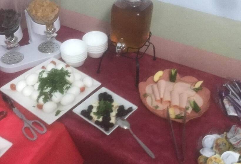 تختخواب و صبحانه Ma An Lil Hayat Boutique