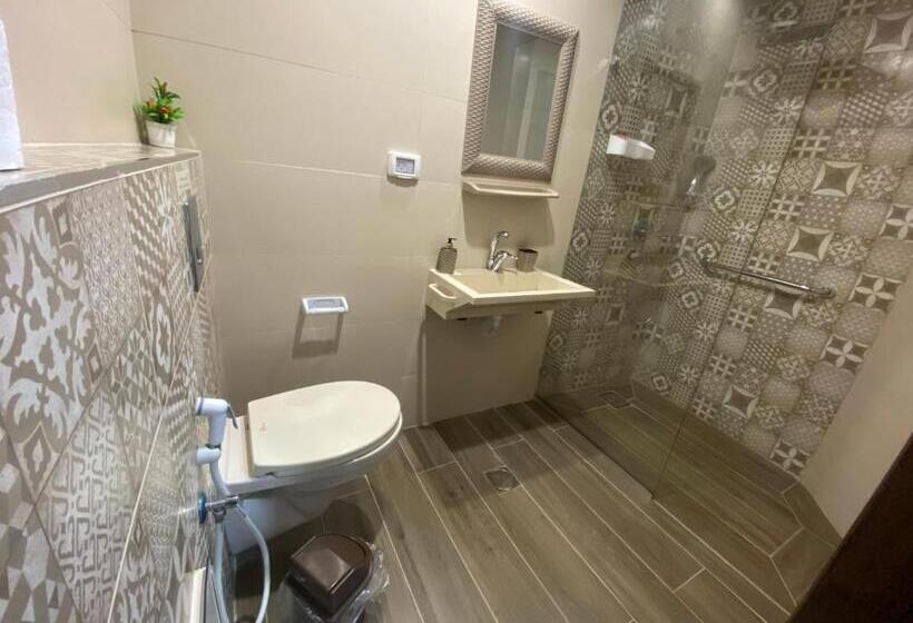 تختخواب و صبحانه Ma An Lil Hayat Boutique