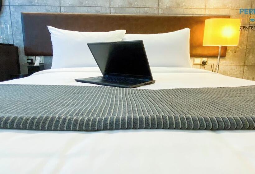 Centrestage Petaling Jaya  Perfect Host